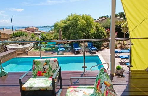 Superbe Villa 5 étoiles Presqu'Île de Giens la Madrague Rita la Villa d'Or vue mer piscine - Foto 12