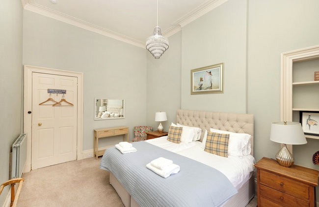 JOIVY Chic and Spacious House at the Heart of the City - Foto 3