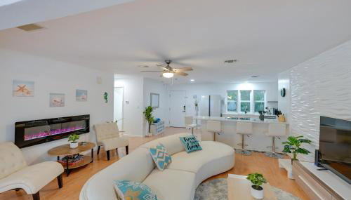 Alligator Point Beachfront Home with Private Hot Tub - Foto 5