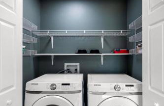 Renovated, Dog Friendly, Fenced Yard, Game RM - Foto 28