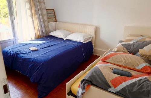 GRAND PARIS, private parking, balcony and metro, 24 hours self checking - Foto 1