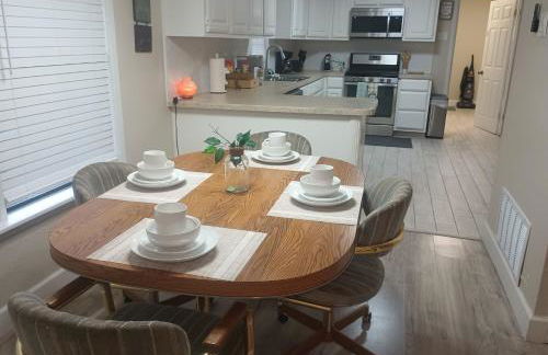 Amazing House*relax and unwind*5 min to hospitals - Foto 22