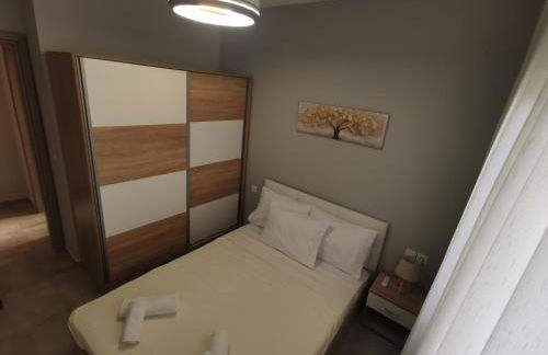 Elia Home - Photo 17