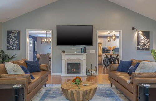 4BR Retreat, 16mi to Acadia NP, with Game Room - Foto 14