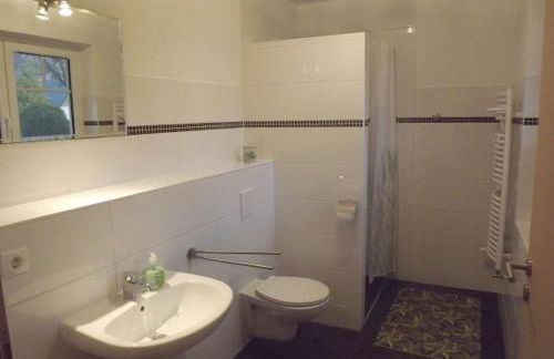 Holiday home in Schaprode with barbecue - Foto 13