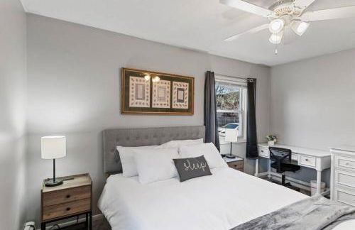 Tranquil 2BR Apt Mpls - 8073 Apt 1 - Foto 19