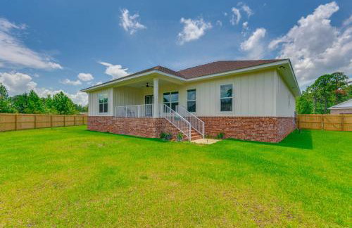 Modern Family Home w/ Spacious Yard in Milton - Foto 22