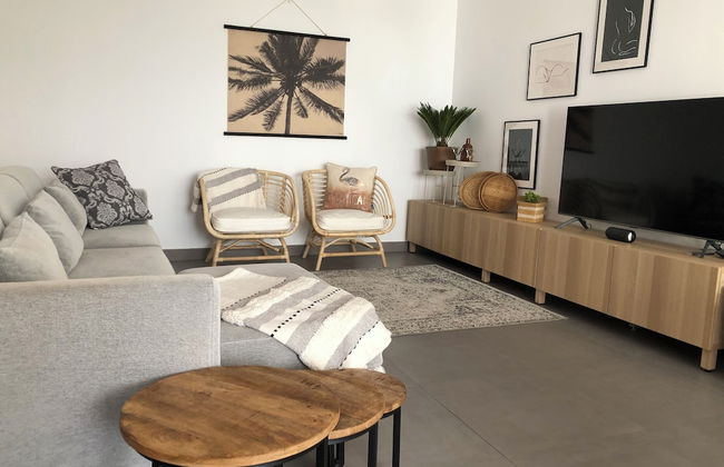 Apartment - Sleeps 4 - Parking - Garden - Pool - Foto 5