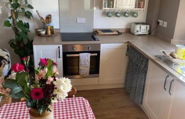 Cosy Cotswolds Self-Contained One Bedroom Cottage - Foto 34