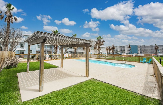 Sunrise Villas Condos - Photo 79