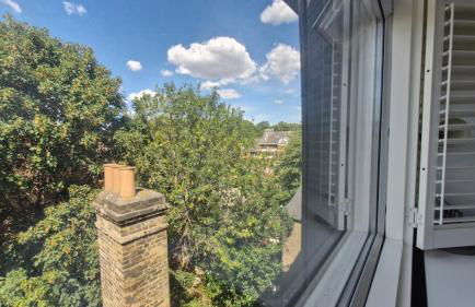 Charming Bright 2-Bed Heritage Flat, Battersea Park, London - Foto 63