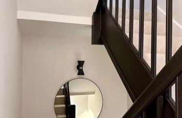 Charming Townhouse Retreat - Foto 14