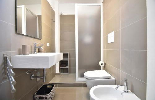 Sitting on the beach - Foto 46