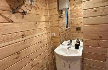 Przystanek Kistówko komfortowe domki z jacuzzi, staw wędkarski, kominek, las, przestrzeń - Foto 14