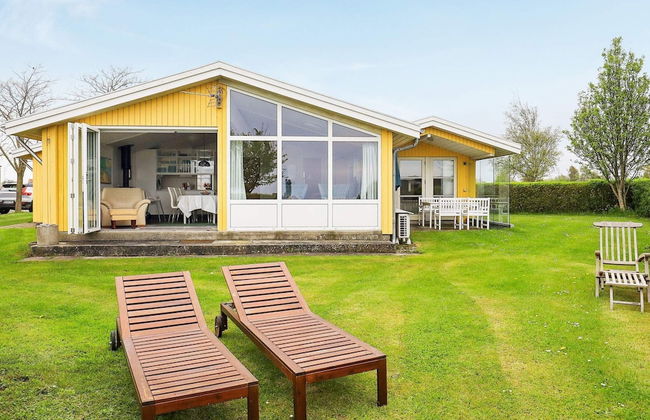 6 Person Holiday Home in Brenderup Fyn - Foto 16