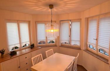 Großes Apartment 74m2 mit Balkon & Parkplatz - Steakhouse Esmeralda - Photo 7