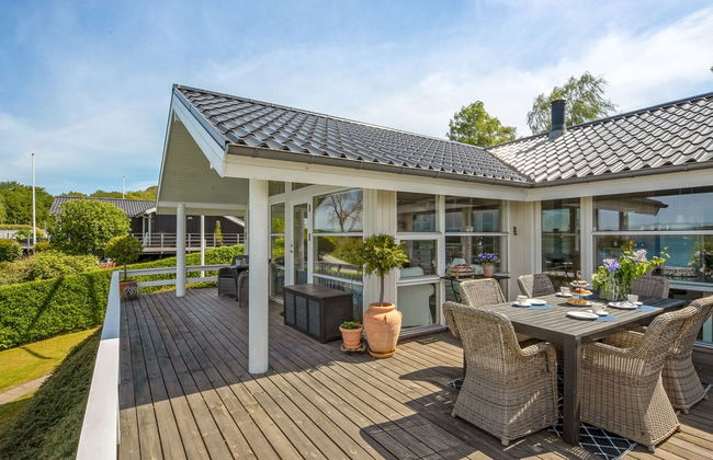 "Tini" - 50m to the fjord - Foto 8