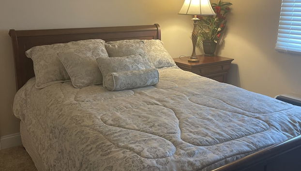 Riverside 605 2bd Condo With Mountains View Private Balcony 2 Bedroom Home by RedAwning - Foto 4, Habitación