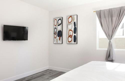 Relax in Spacious 3BR Apt Sleeps 8 and Parking - Foto 21