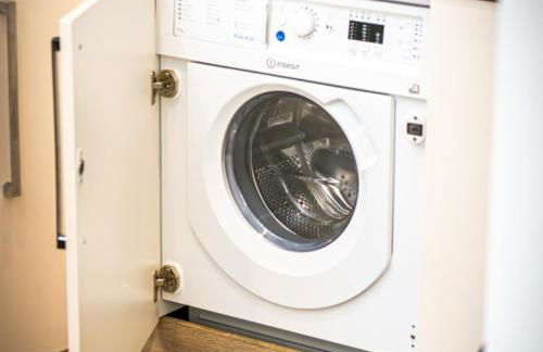 Pluxa The Hideaway - Fully private serviced apartment & parking - Foto 38