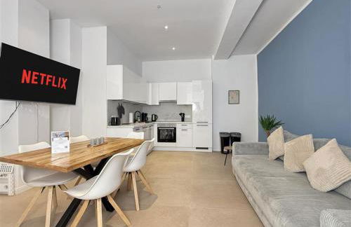 Design Suite 2 Bedrooms Living Room and Balcony - Foto 8