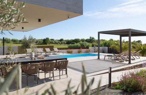 Brand NEW villa S58 with HEATED pool - Foto 5