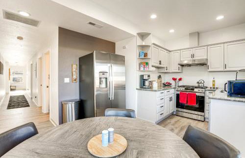 Walk to Crab Cove Beach Alameda Home with Game Room - Foto 3