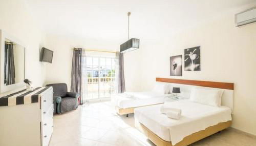 Casa Bella Vista - Fantastic spacious villa with beautiful views views of the Algarvian mountains, Monchique - Foto 4