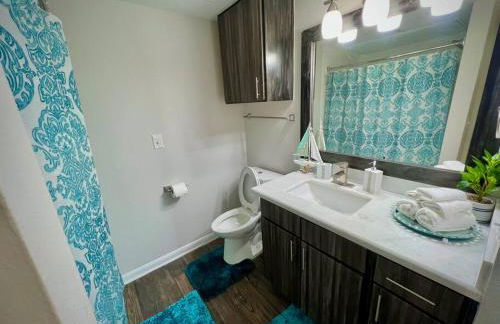 Tropical Breeze - 2BR/NRG/Medical Center/Galleria - Foto 35