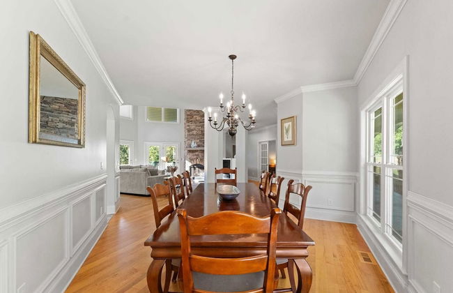 Lakefront 6bdr, Priv Dock, Game Room, Firepit Jake's Lake House by Avantstay - Foto 21