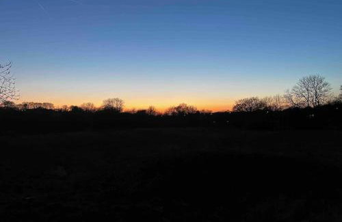 Manchester Luxury Country House Close To The City With Hot Tub & BBQ Fire Pit. - Foto 12