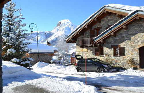 Chalet Coquelicot - confort montagnard et ambiance chaleureuse au cœur de Saint Martin de Belleville - Foto 3
