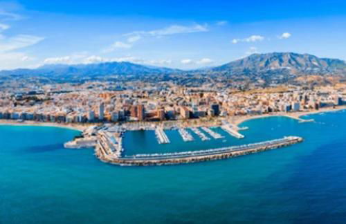 Sea View Apartment Near The Beach - Photo 34