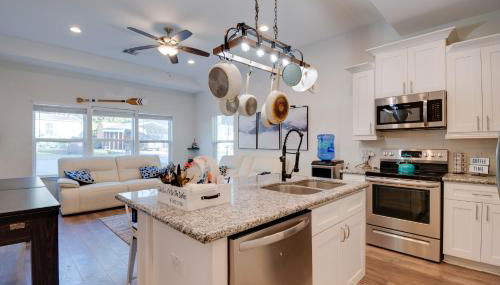 2 Mi to Lake Conroe Access Home with Pool Table! - Foto 2