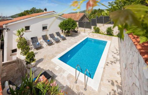 2 Bedroom Stunning Home In Desne - Foto 11