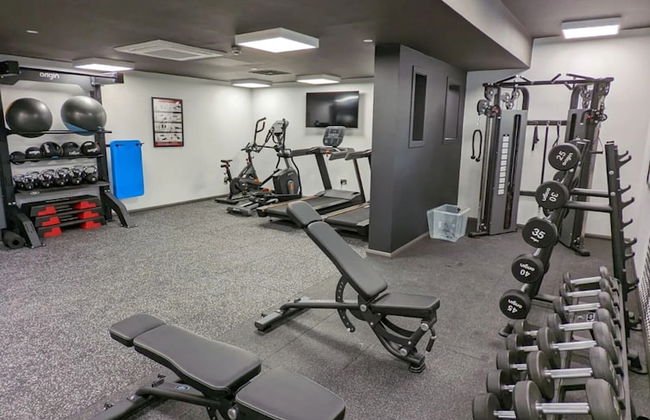 Student Only Merchant Studios in Glasgow - Photo 9