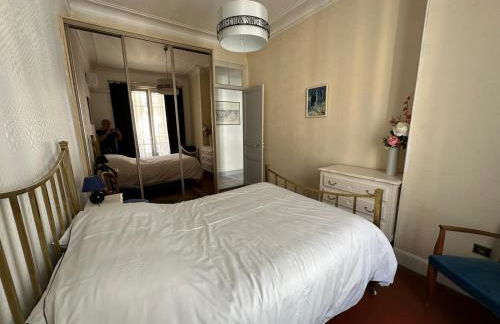 Beau T2 proche Negresco - Foto 9