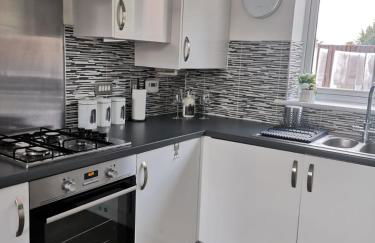 Olive and Carols Walsall Stays - Foto 6