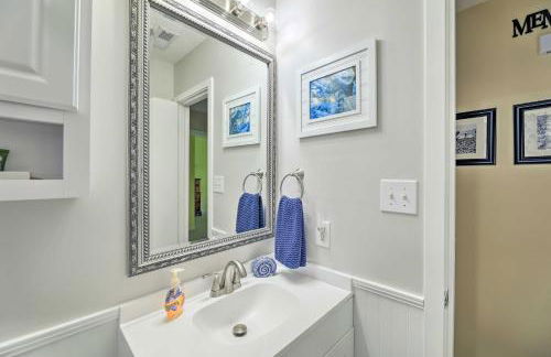 Beaufort Pad with Patio 3 Blocks to Waterfront! - Foto 18