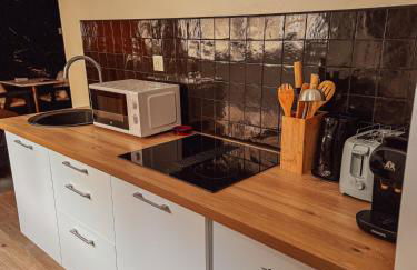 Jacuzzi privé, Sauna & Design Chic - Foto 5