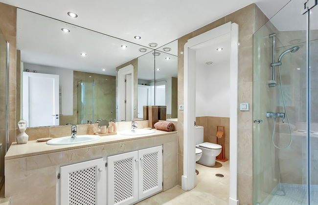 YOLO Spaces - Sotogrande Marina Luxury Apartment - Foto 34