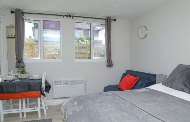 Stayzo Crofton Park - Central London Studio - Foto 8