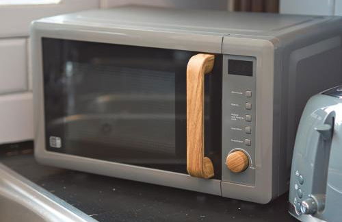 Cosy 3 bed with Parking- Family and Contractors - Foto 12