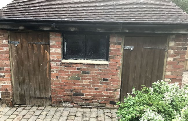 Village Period Cottage Next to a Idyllic Stream - Foto 42