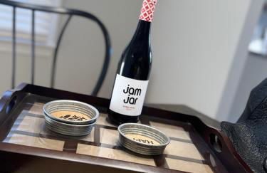 Perfect 4bdrm home with Antique & Modern Accents for Getaways - Foto 22