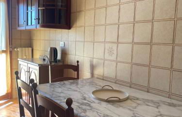 Wood Apartment - Photo 13