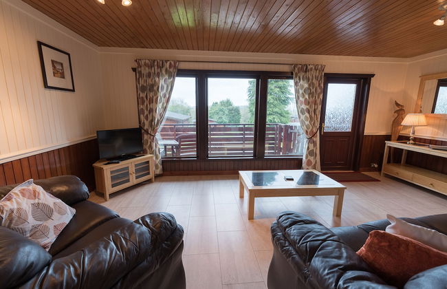 Conifer Lodge 25 With Hot Tub, Newton Stewart - Foto 13