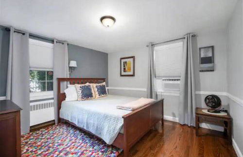 Cheerful 3bd Cape feet from beach, river access - Foto 18