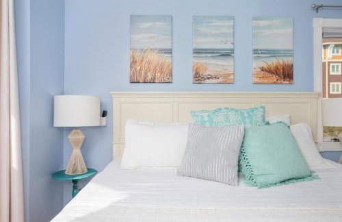 Beach Bliss 211 Balcony Water Views Beach Downtown - Photo 23