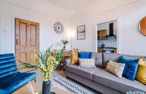 5BR House, Sleeps 10 guests - Free Parking - Business & Contractor Stays - Foto 39